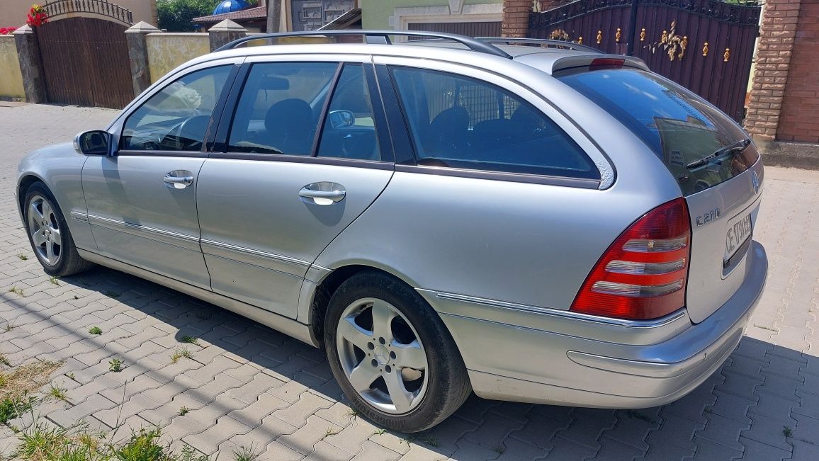 Mercedes-Benz C-Class Elegance 2003 W203 220CDI Автомат