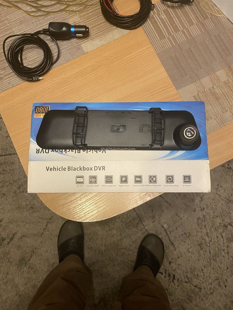 Videorejestrator w lusterku +gratis ,okazja !