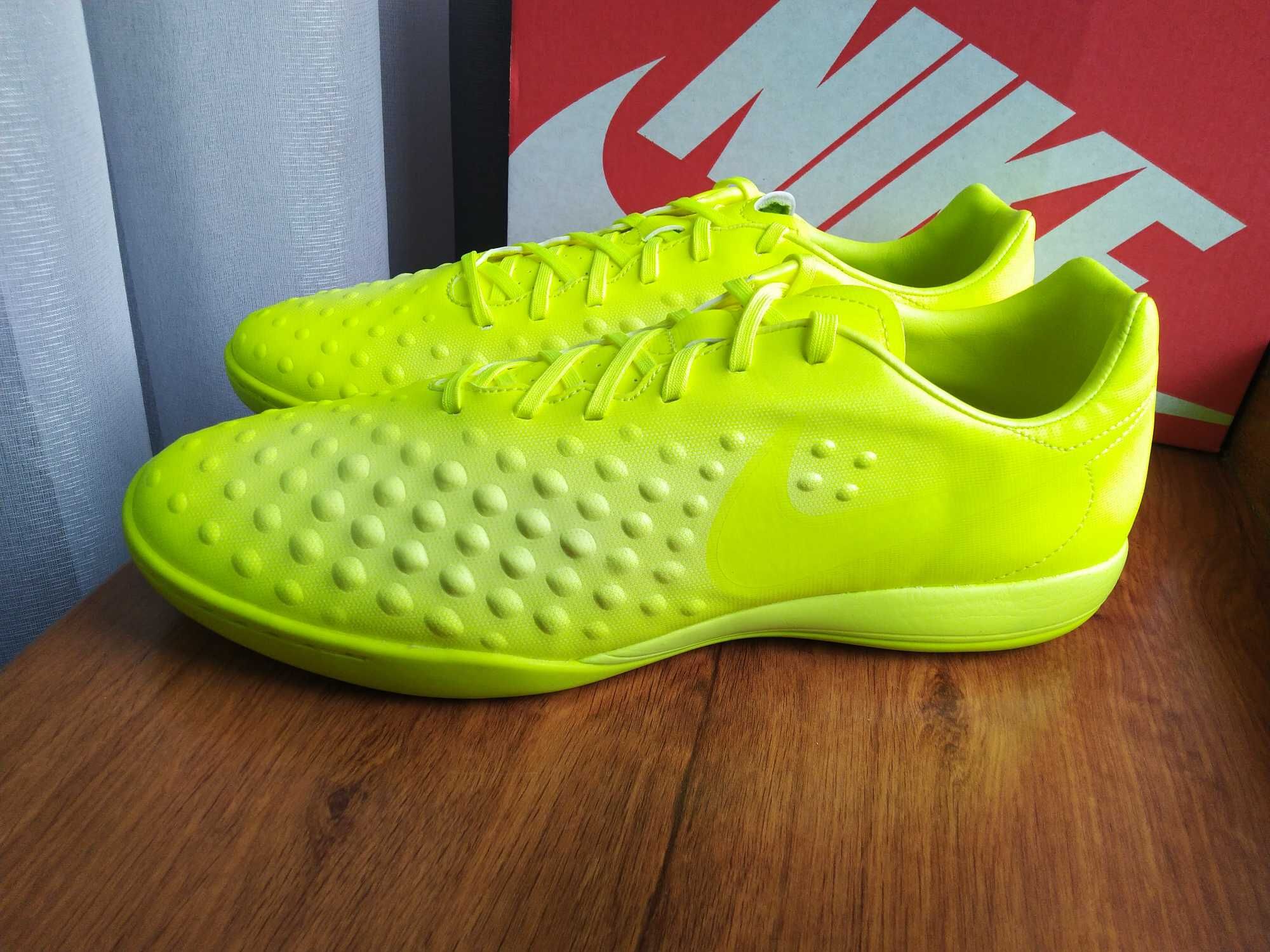 Футзалки 45 - 46 Nike MagistaX Onda II. бутси кроссовки