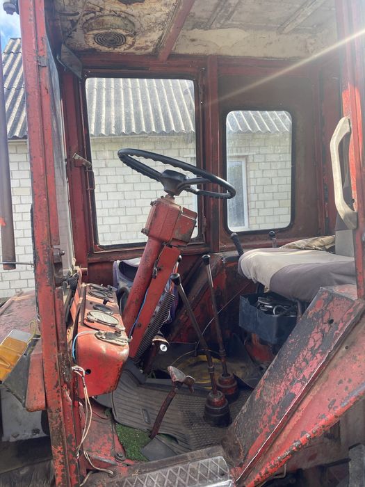 Продам трактор Т25