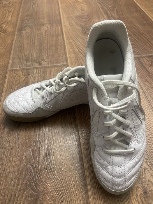 Футзалки Nike Lunar Gato