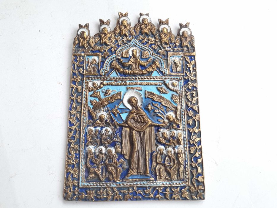 Ikona prawosławna Matka Boska z aniołami, mosiężna (malowana 14,5 cm)