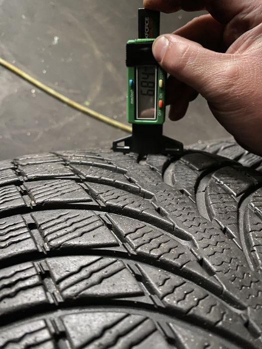 235/55/R18 Michelin Latitude Alpin la2