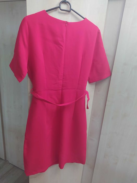 Czerwona sukienka kopertowa z greenpoint nowa z metką, 38