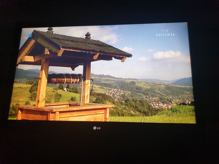 Telewizor 42" LG FullHD LED 42EL5500
