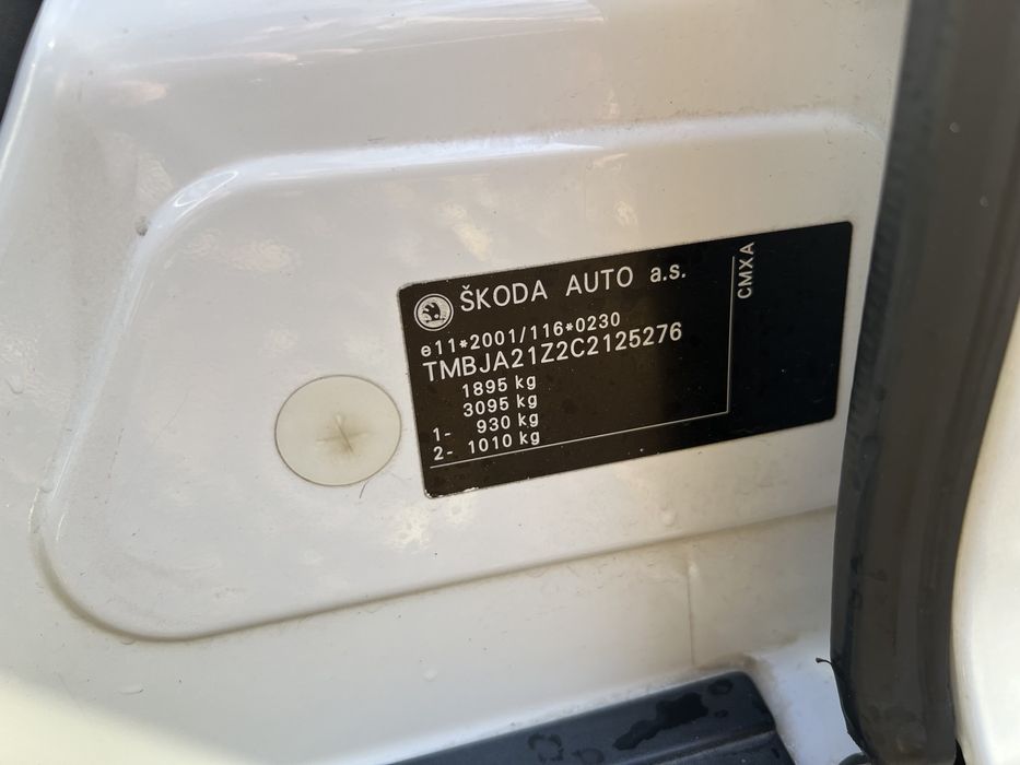 Skoda Octavia A5 2012 год 1600 газ/бензин mpi с механикой