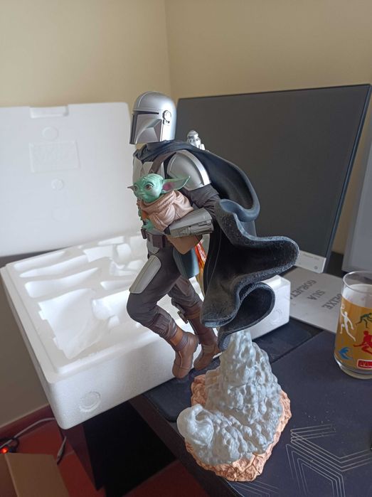 Star Wars Estatua Mandalorian & Grogu