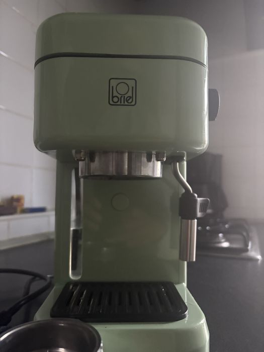 Maquina de café - Briel + moinho de cafe Aigostar
