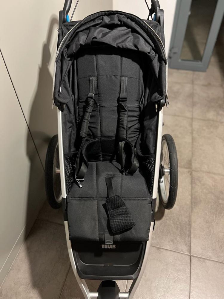Wózek biegowy THULE Glide 2 Sport Jet Black + Moskitiera
