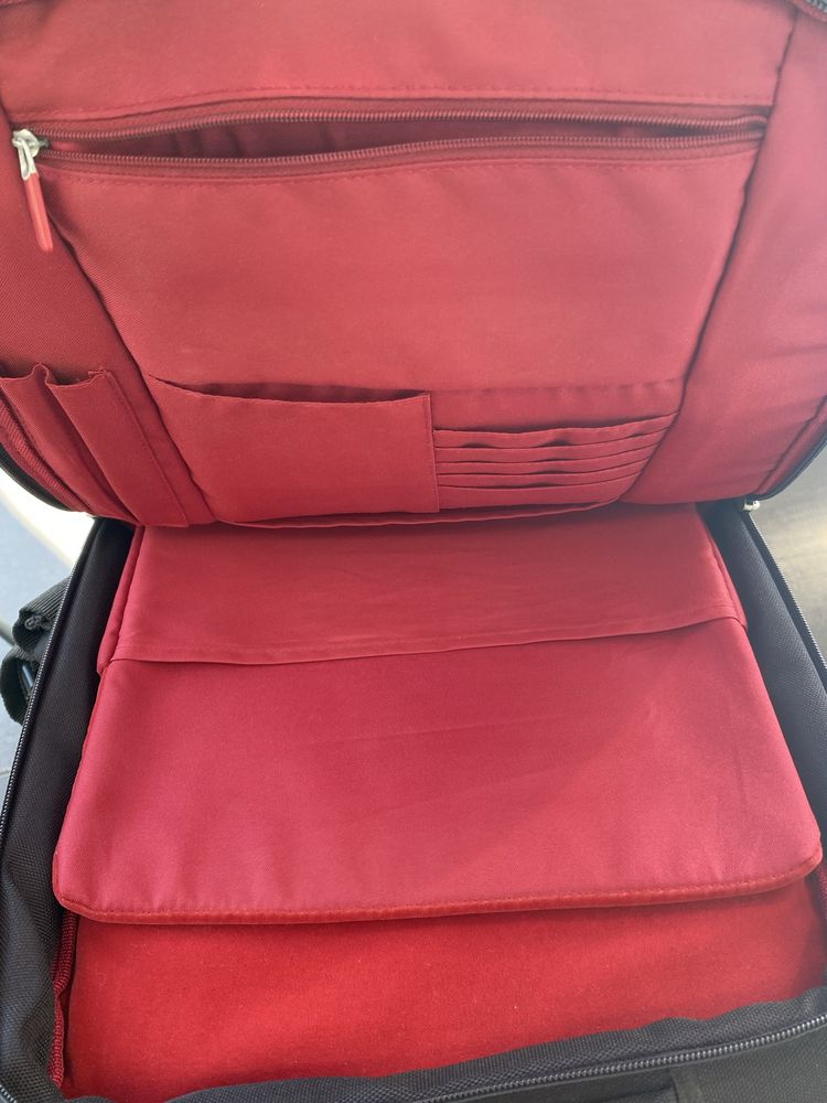 Mochila Belkin preta