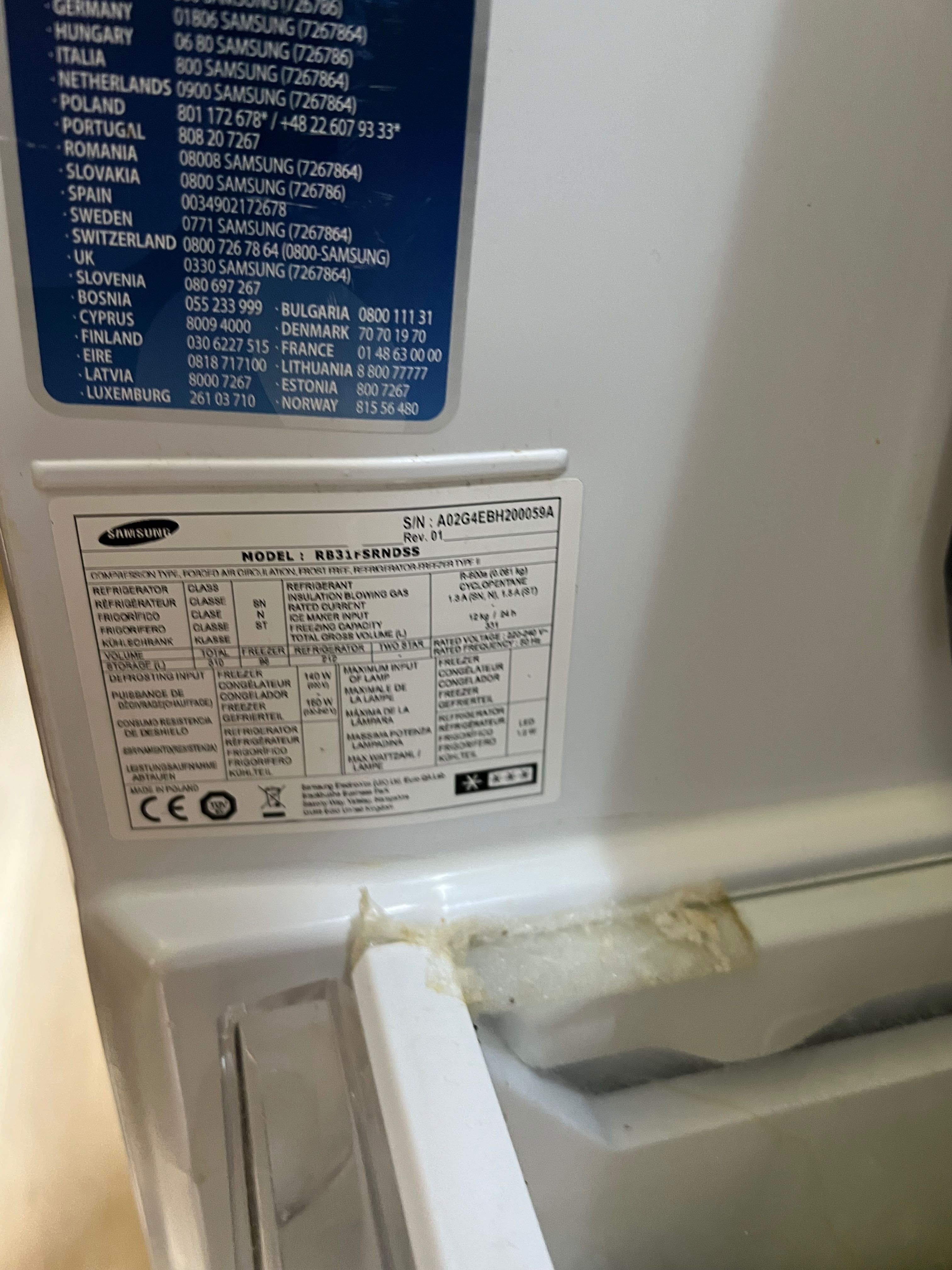 Lodówka z zamrażarką SAMSUNG