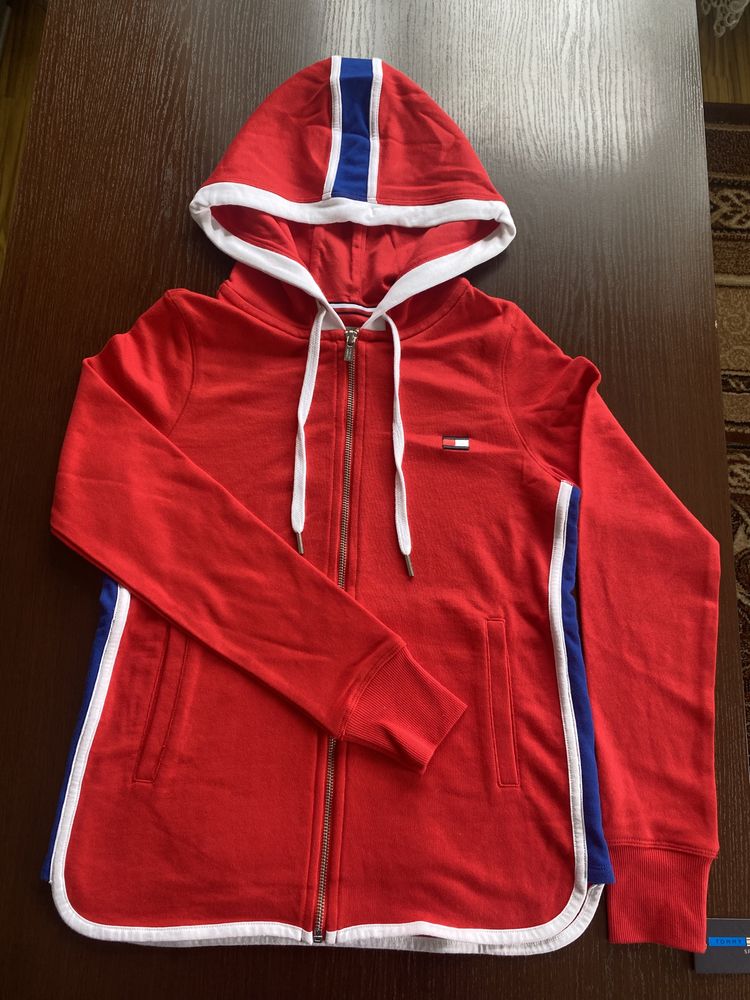 Nowa oryginalna bluza Tommy Hilfiger z USA