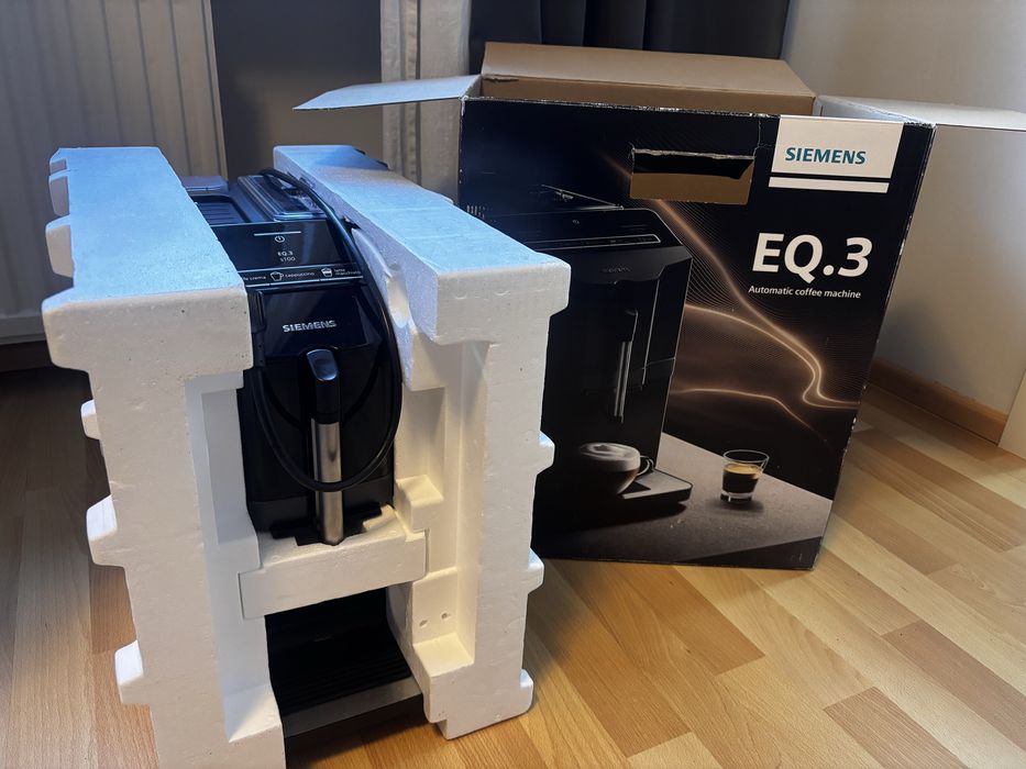 SIEMENS EQ3 кавомашина на запчастини