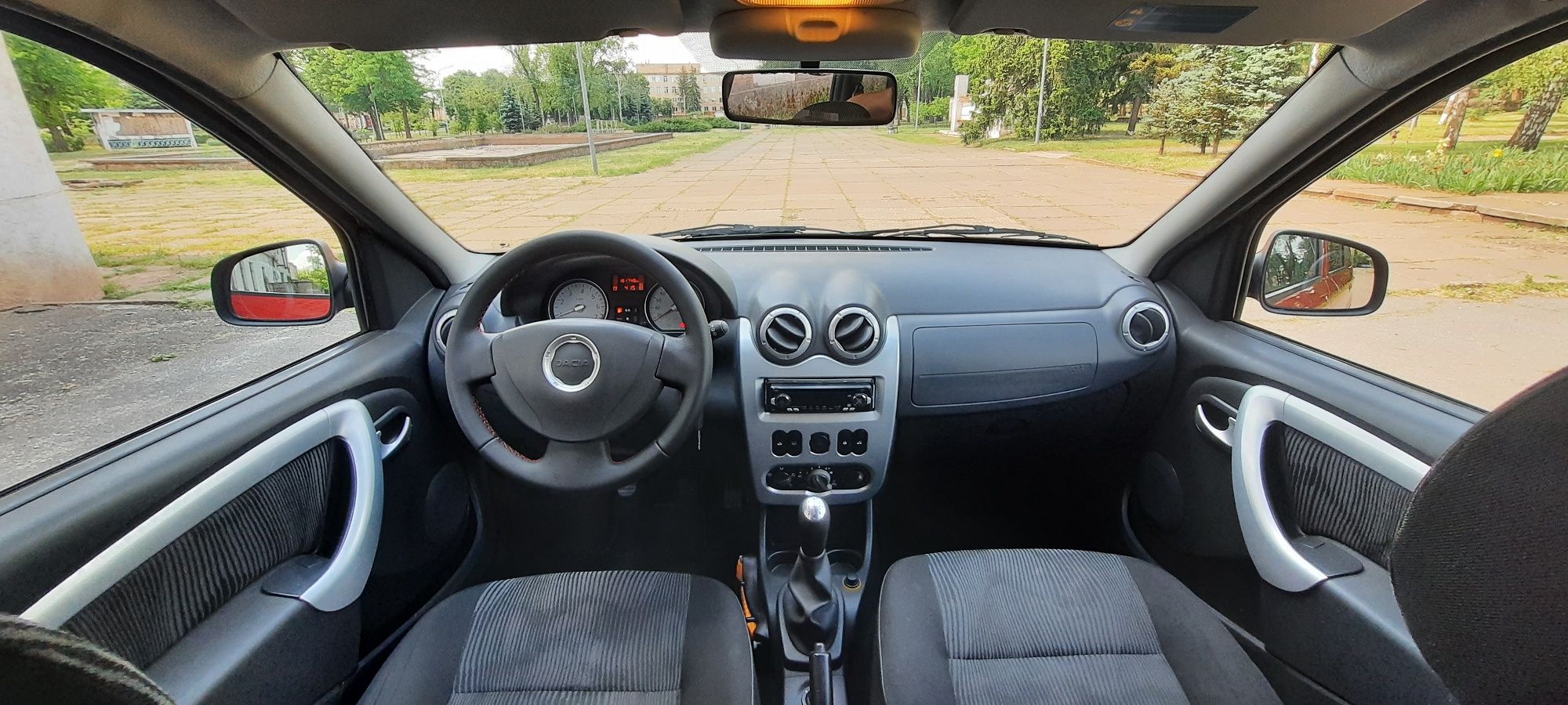 Продам Dacia logan mcw 1.5dci 2010г.в laureat