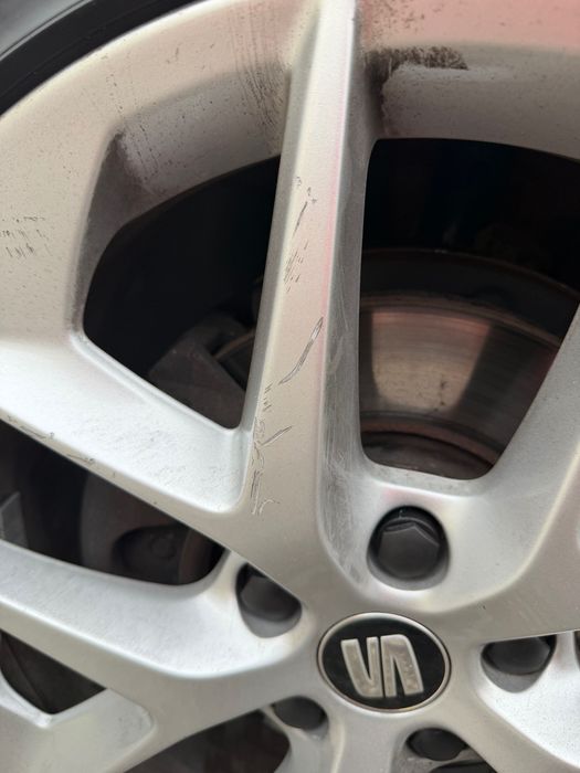 Felgi aluminiowe 18” plus opony letnie - Seat Leon ST