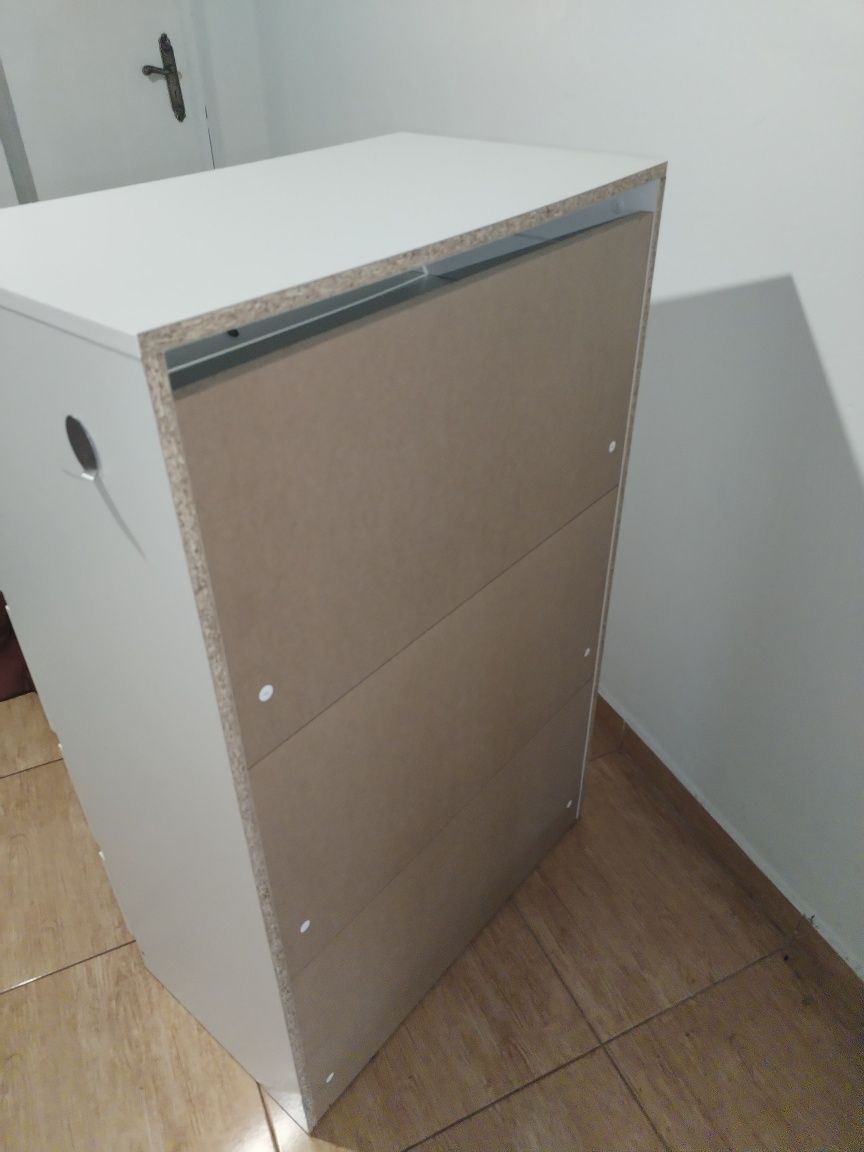 Cómoda kullen  ikea
