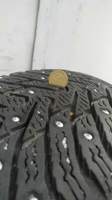 Шины зимние шипованные Nokian 205/55/R16