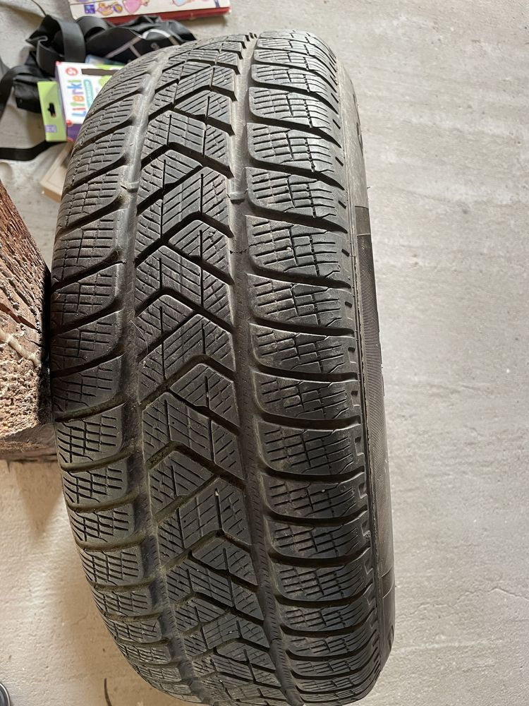 Opony zimowe Pirelli Scorpion Winter 225/60 17”