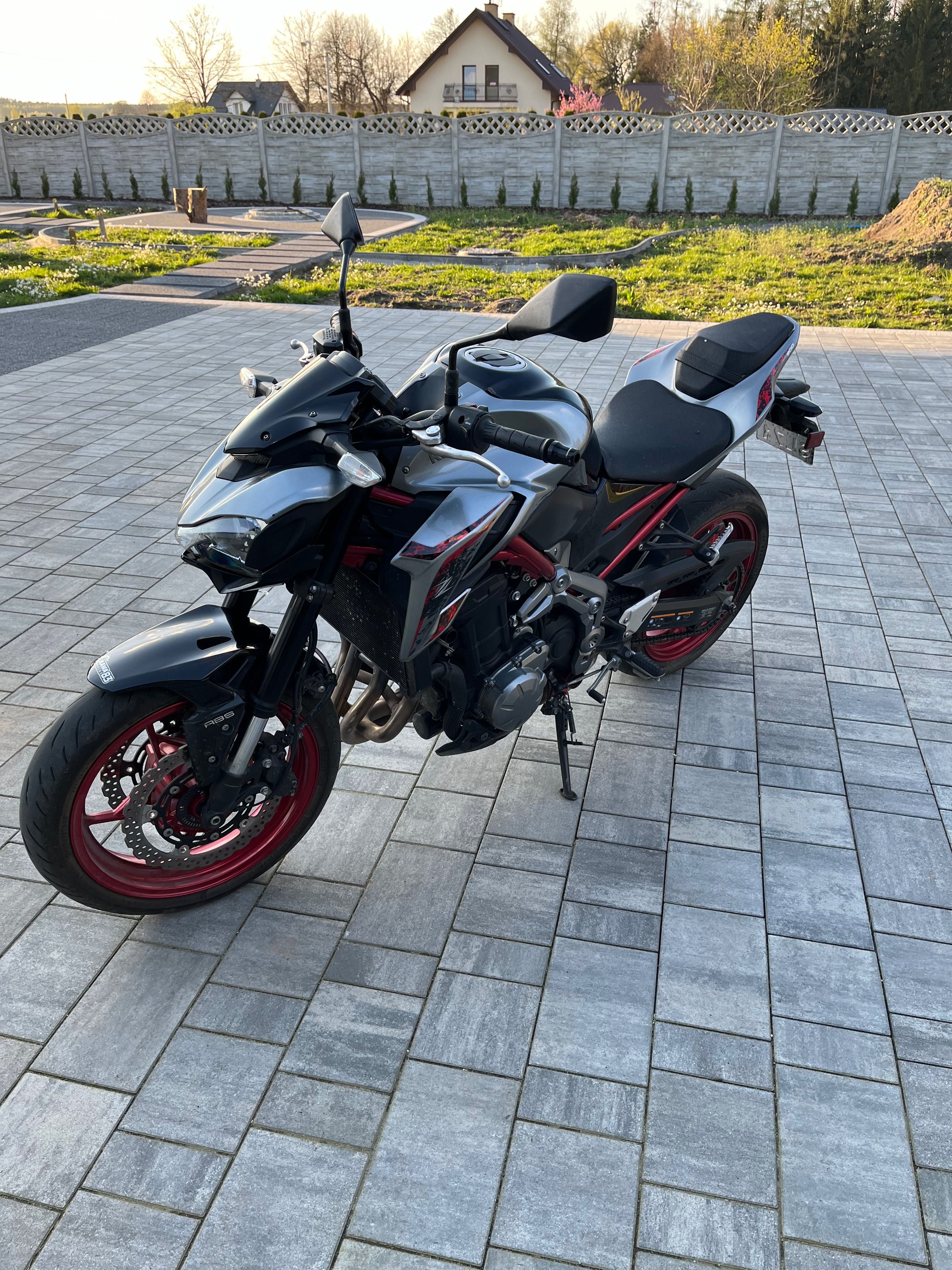 kawasaki z900 niski przebieg