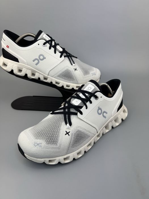 Кросівки On Running Cloud