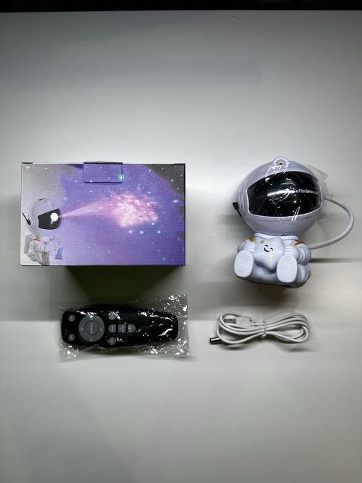 Projektor gwiazd astronauta Lampka dla dzieci z pilotem