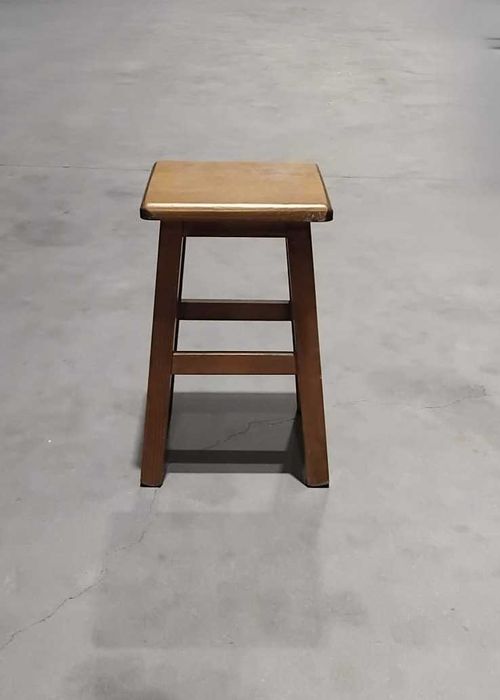 Banco em Madeira - NOVO