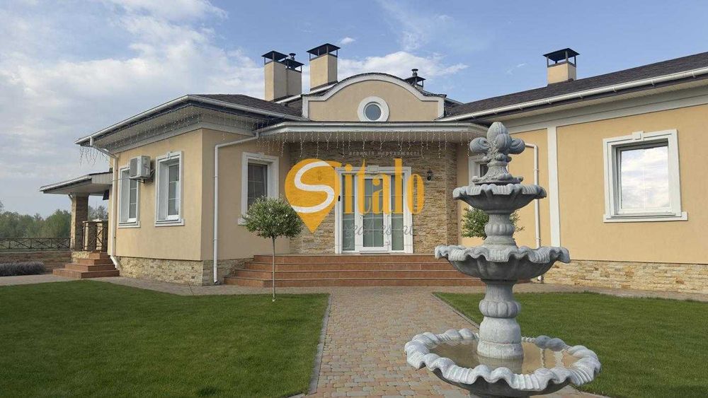 Продається будинок з виходом на воду в закритому містечку на Осокорках