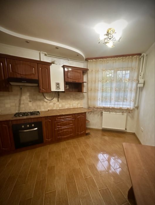 Продається затишна 1к кв., на Каскаді, вул. Симоненка