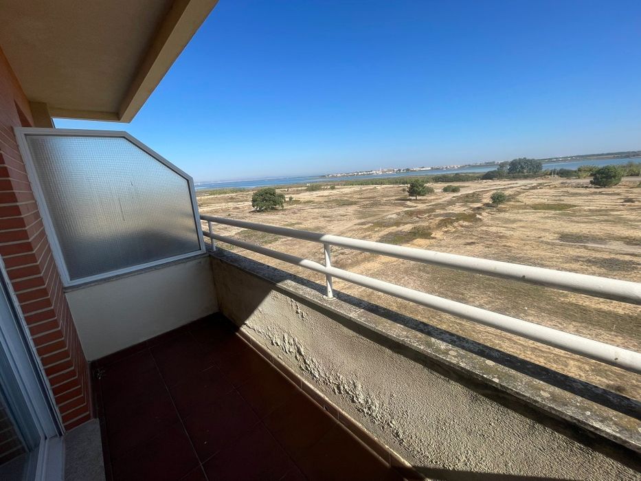 Apartamento T3 com vista rio – Fonte da Prata Nova