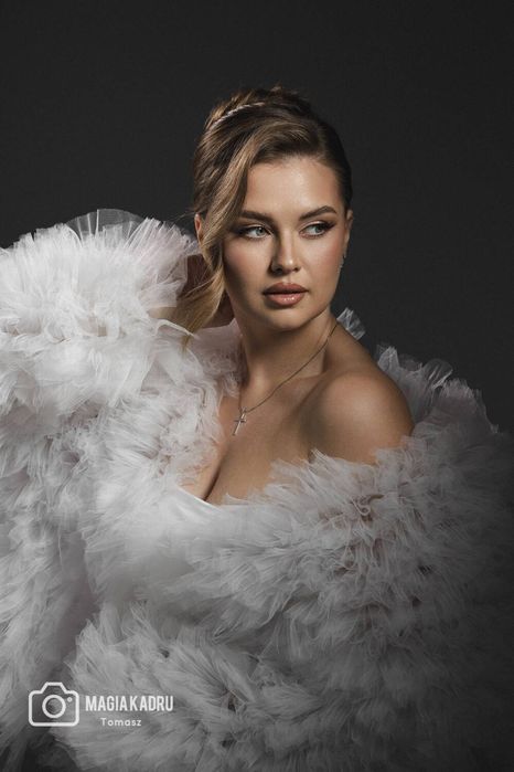 Fotograf Profesjonalne sesje zdjęciowe – kobiece • plenerowe •