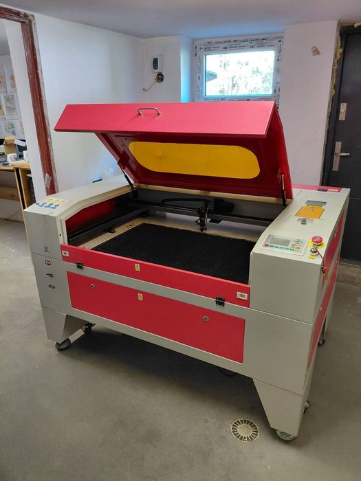 Ploter laserowy 60x100 cm laser 100W do filcu, sklejki, plexi, tkanin