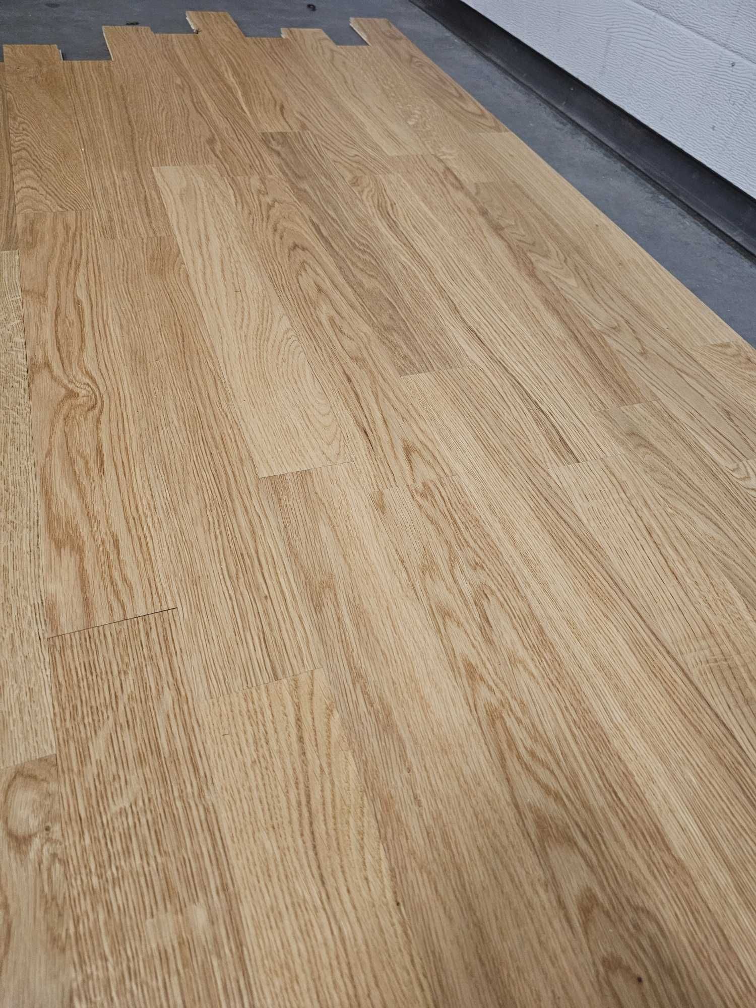 Parkiet dąb lakier 10x70x490 (30 m2) klasa natur
