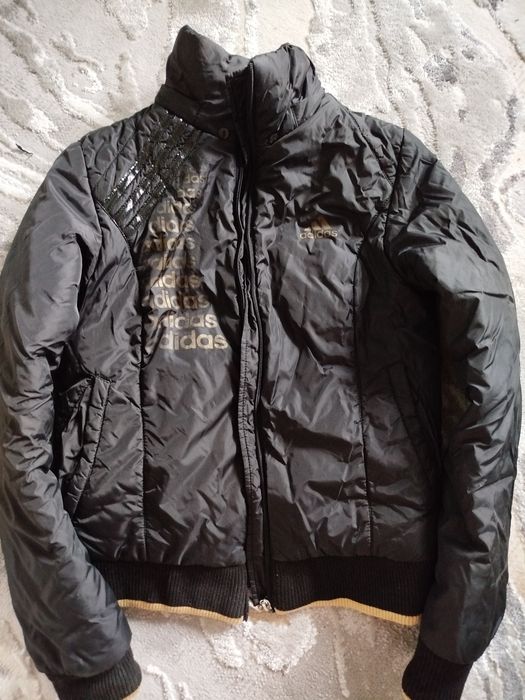 Куртка Adidas оригінал на холодну осінь або теплу зиму