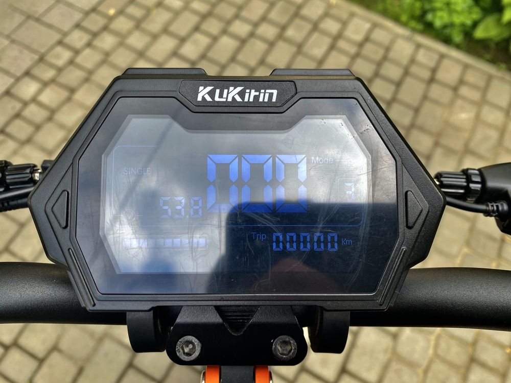 Електро самокат kukirin g2 pro(продаю лише у свому місті)