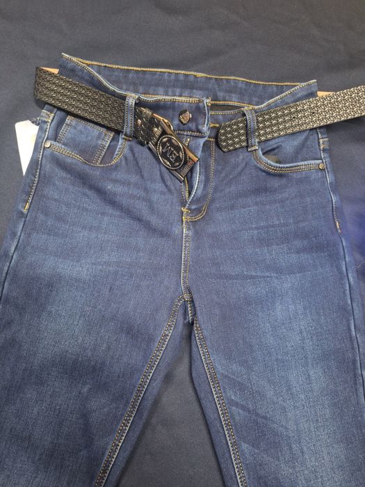 Теплі жіночі джинси 28 розміру