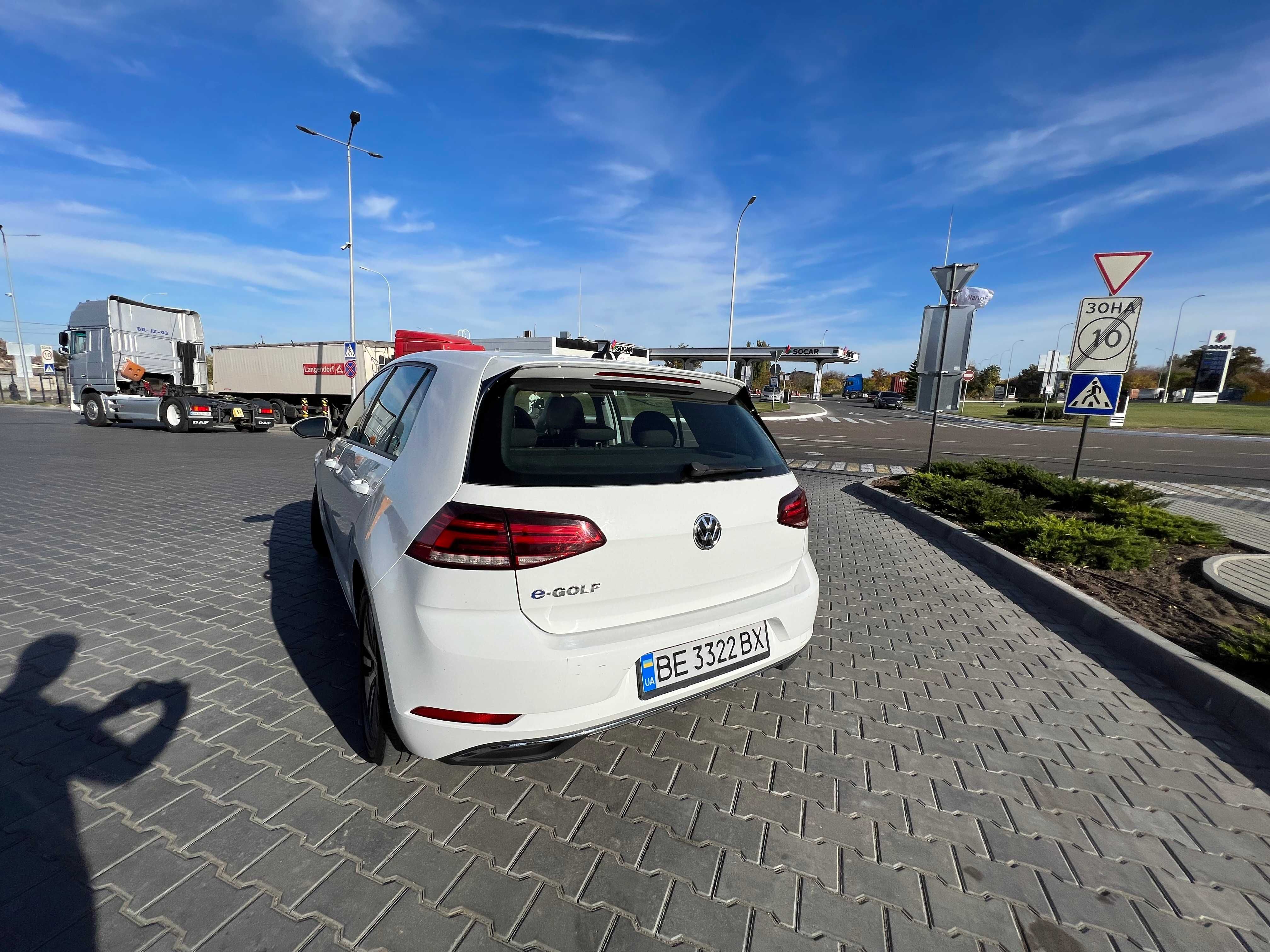 Volkswagen E-Golf 2018