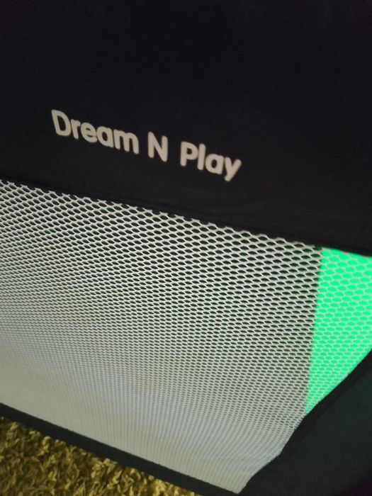 Дитяче ліжко манеж