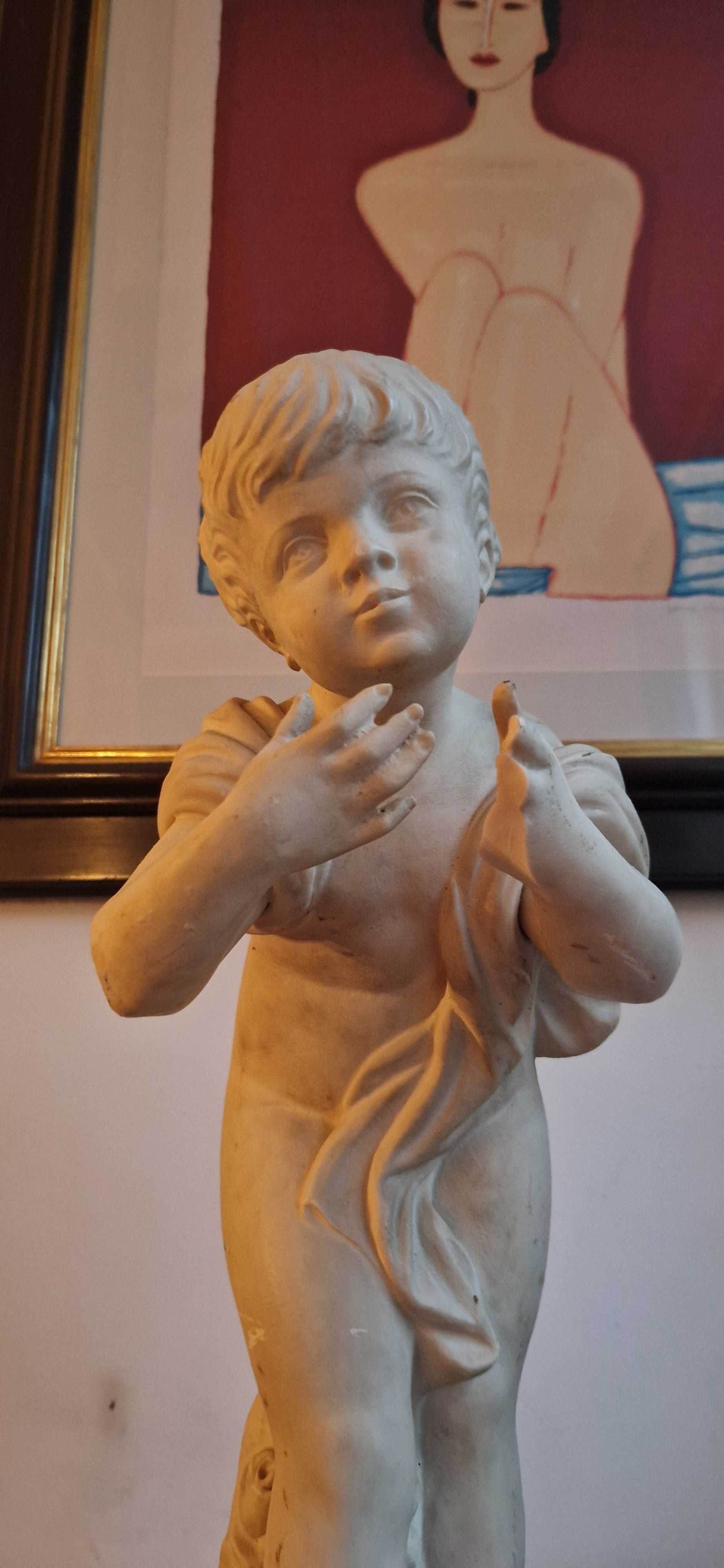 Rzeźba salonowa putto Młodzieniec Włochy klasycyzm glamour design