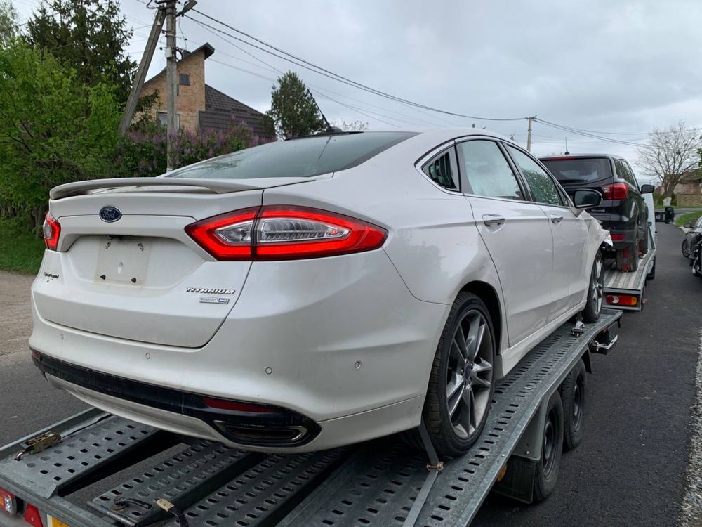 Ford Fusion Titanium 2014 полный привод