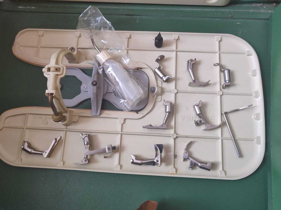 BERNINA Maszyna do szycia