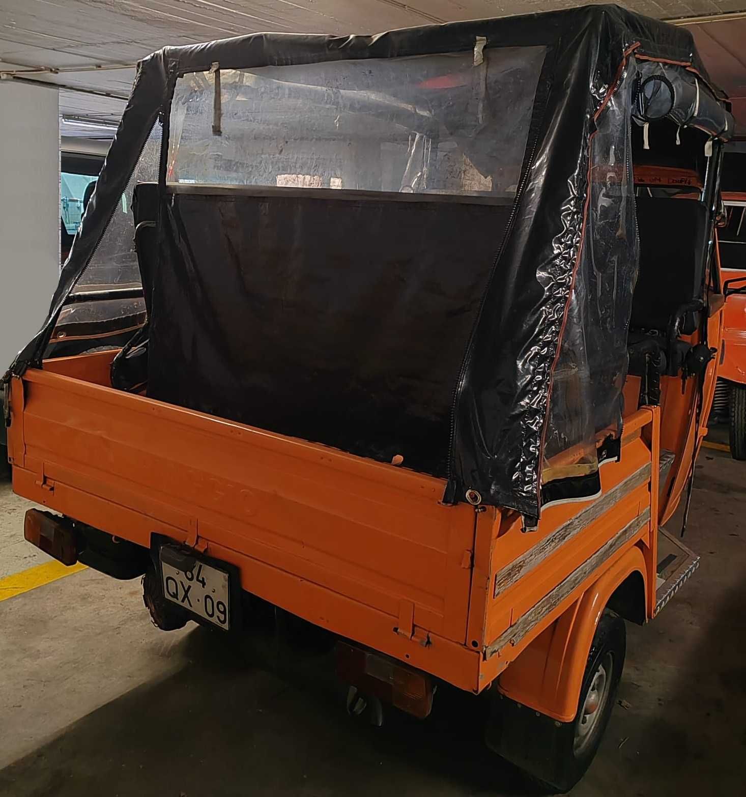 Tuk Tuk Piaggio Ape Classic 400