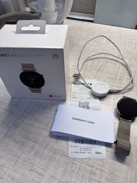 Huawei watch GT3 gold