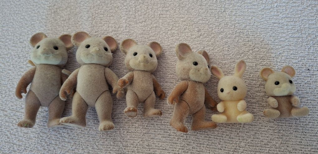 Figurki sylvanian families myszki + baby króliczek i huśtawka