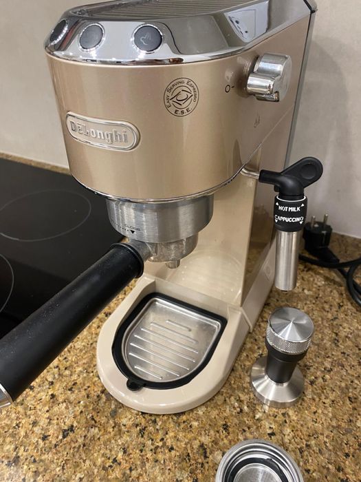DELONGHI Dedica Style EC785.BG