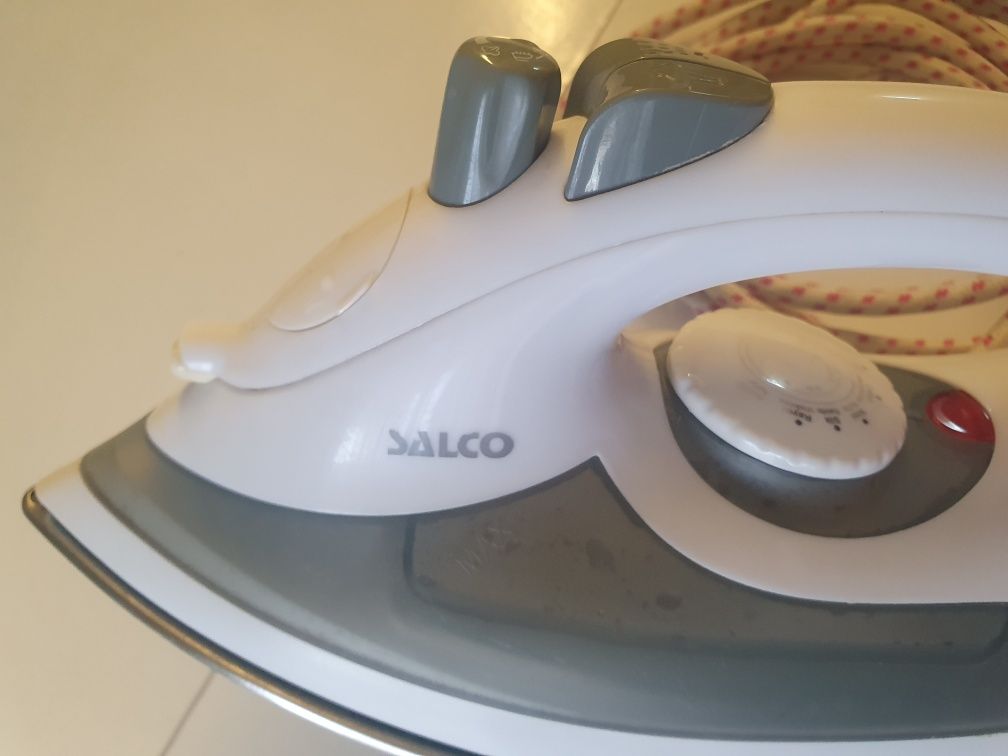 Ferro de vapor Dalco
