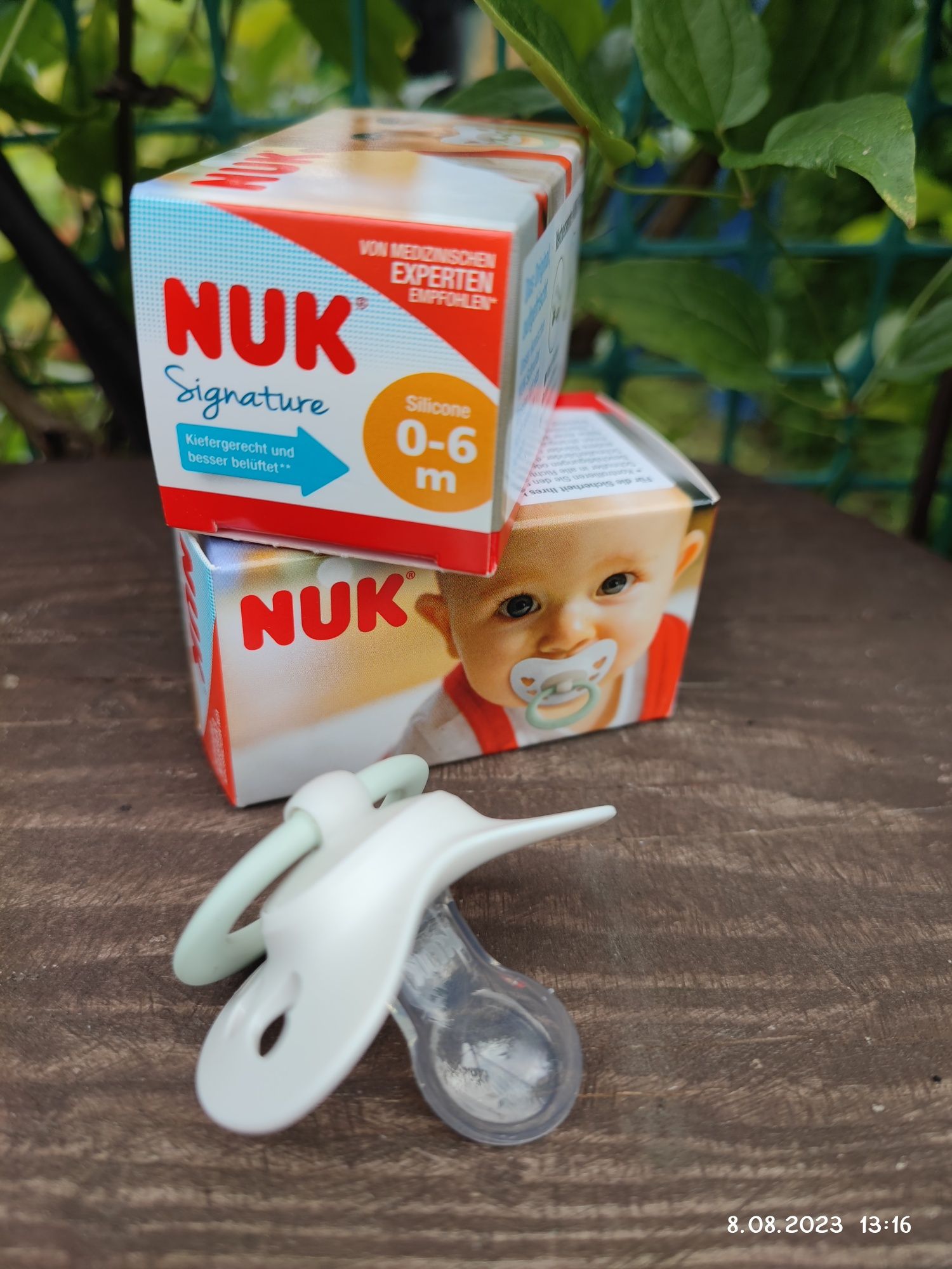 NUK Signature Smoczek uspokajający silikonowy 0-6 m