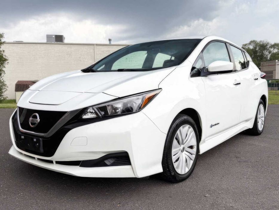 Nissan LEAF S      2018