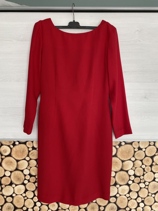 Czerwona elegancka sukienka rozmiar M