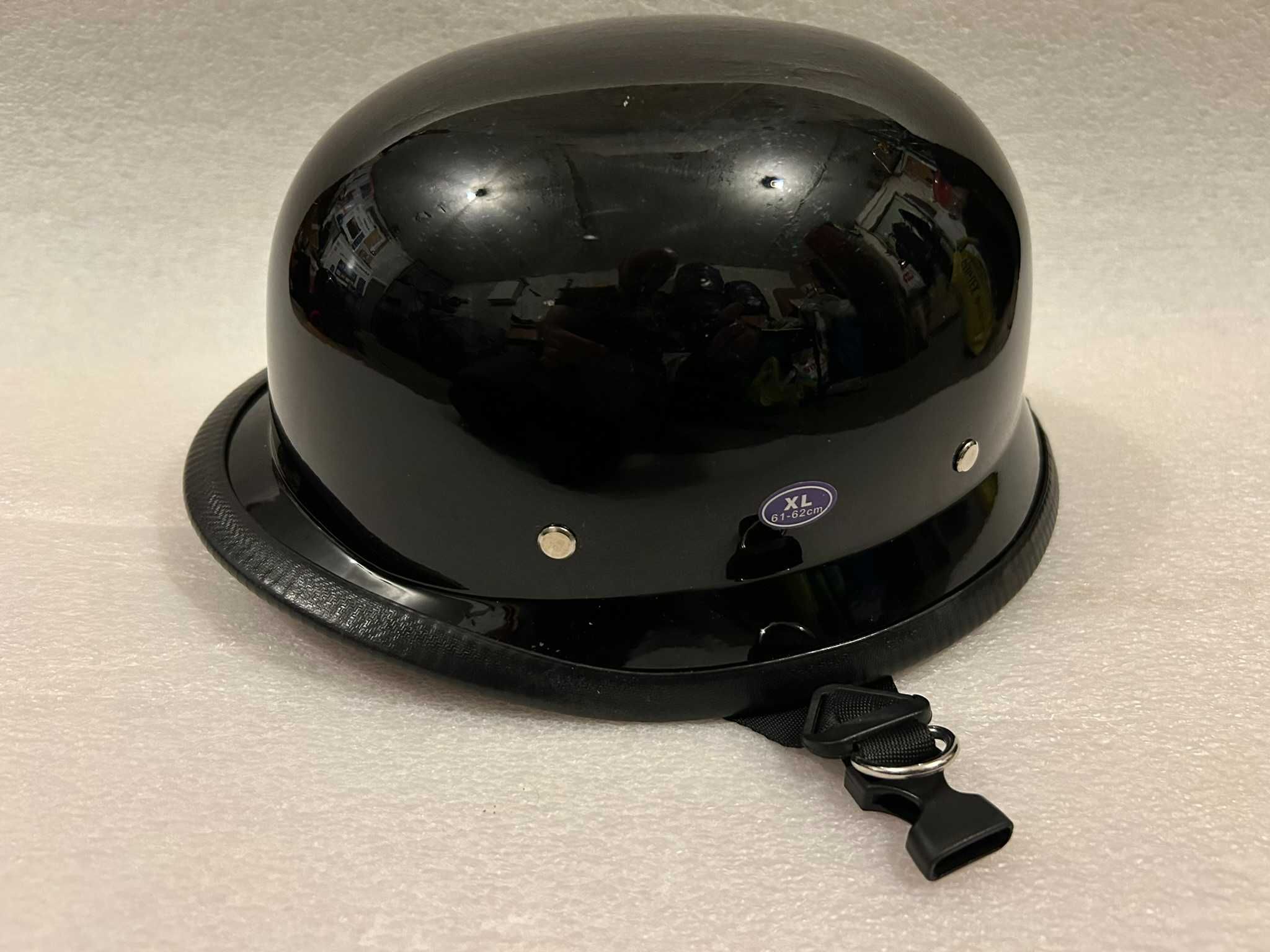 kask typu niemiecki hełm