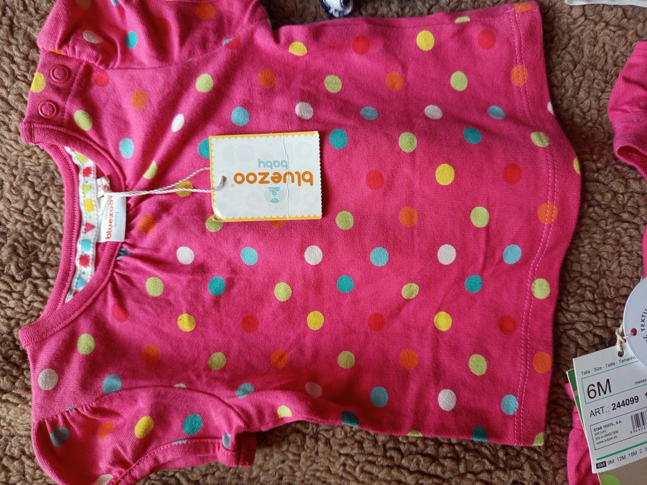 Komplecik plus bluzka nowe z metkami
